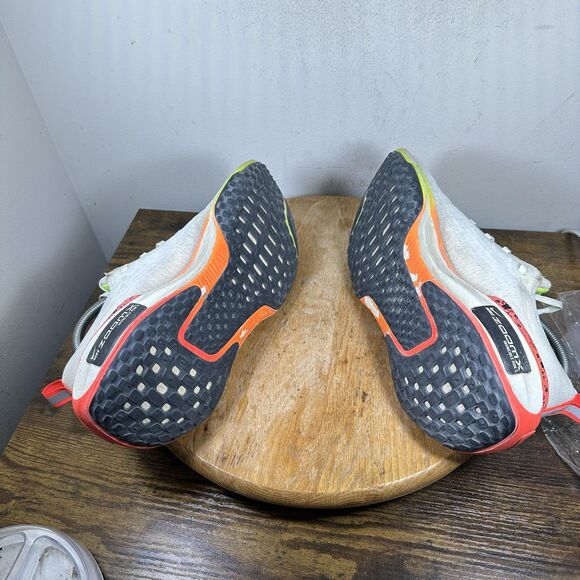 Nike Invincible Run Flyknit 3 Shoes Mens Size 10 ZoomX HF4915-100 Running - Picture 7 of 8